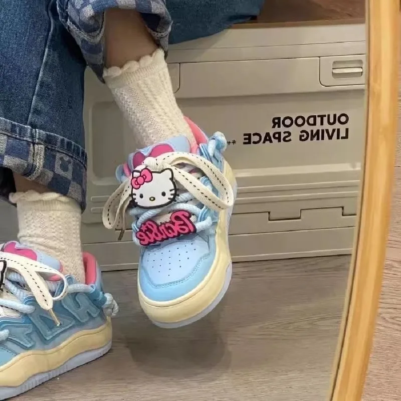 Sanrio Hello Kitty Women's Shoes Kawaii Off White Shoes Chic Street Student Versatile Casual Platform Sneakers Skateboard Shoes