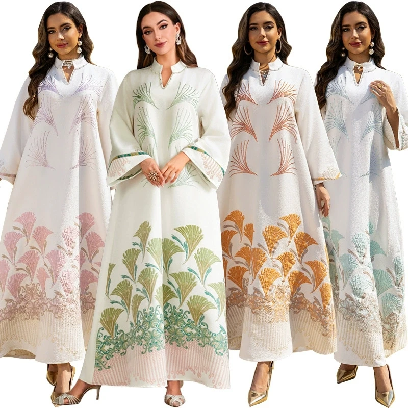 

Saudi Arabian women's long sleeved fashionable beaded Muslim robe Dubai Moroccan evening gown Islamic party costume