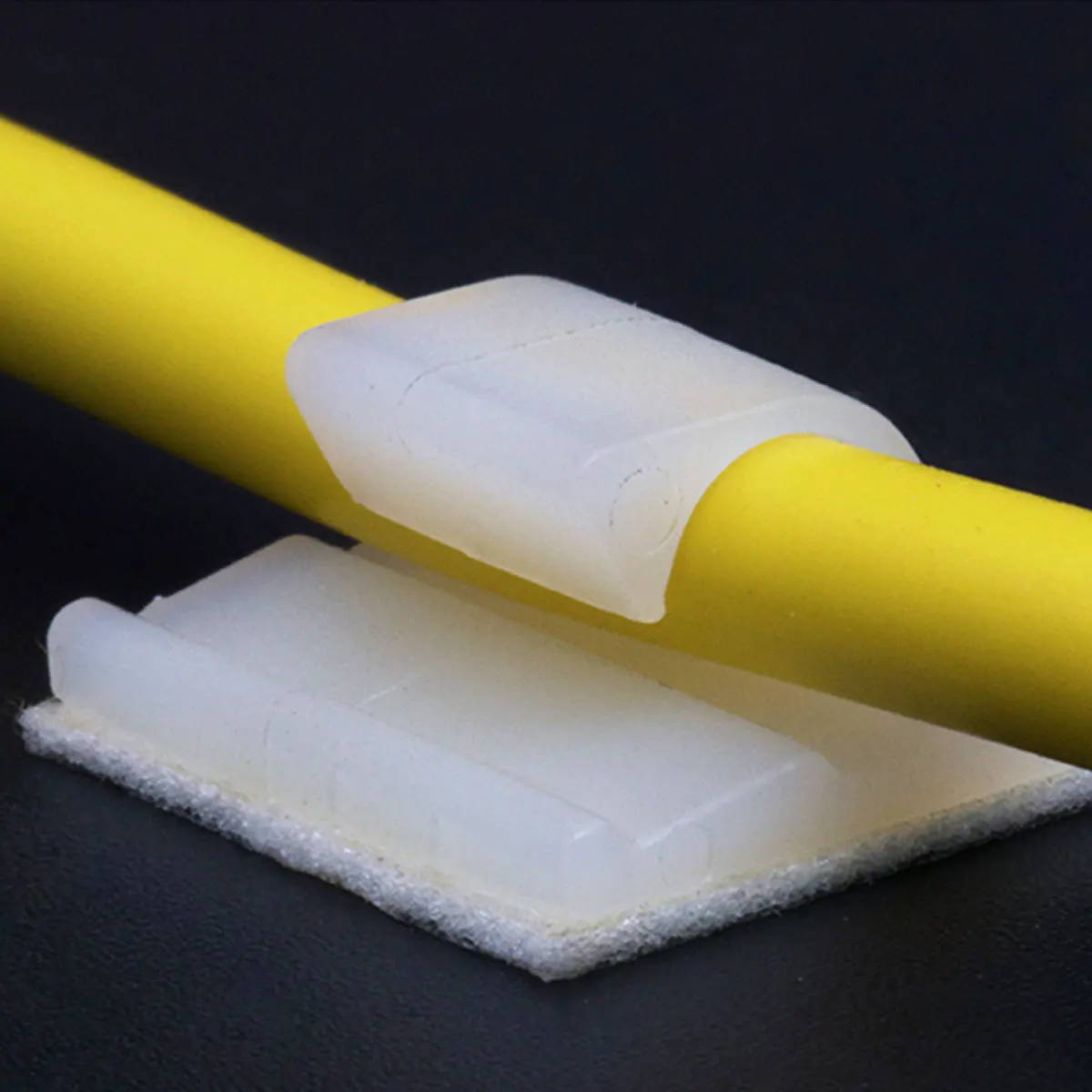 

100pcs Cable Ties Holder White Wire Clamp Self Adhesive Dual Sided Sponge Stickers For Wall Ceiling Mounting Cord Management