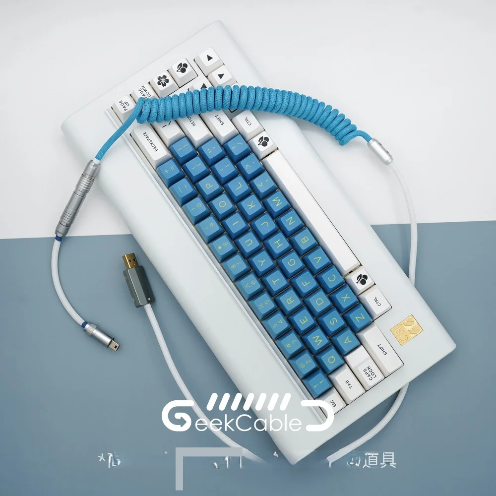 

GeekCable handmade customized mechanical keyboard data cable CA66 keyboard theme cable blue and white in stock usb cable