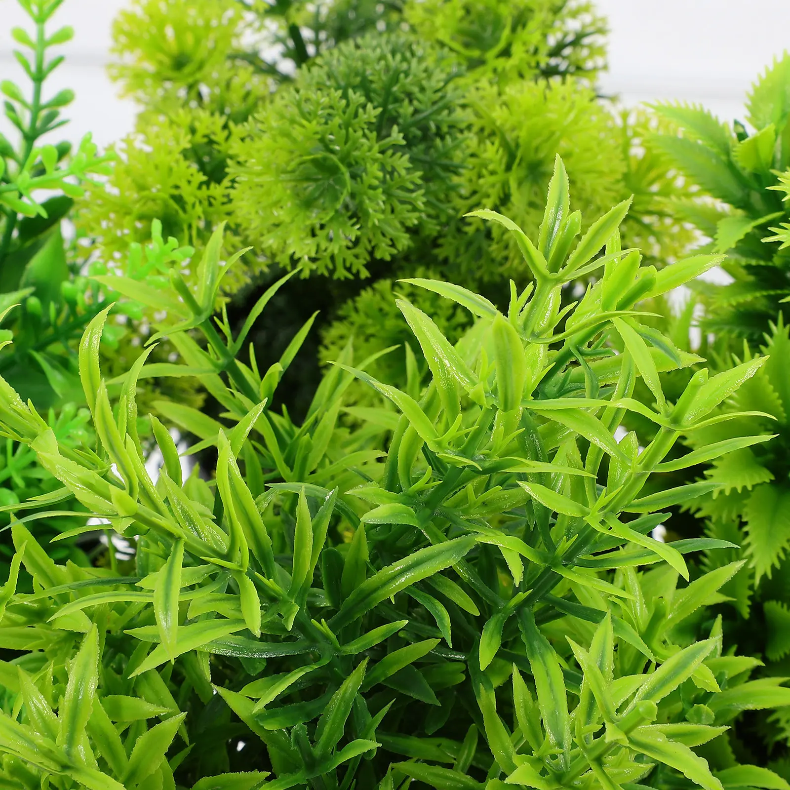 4 Peças de Plantas Verdes Arti - Bonsai Garden Restaurant avaliação e preço
