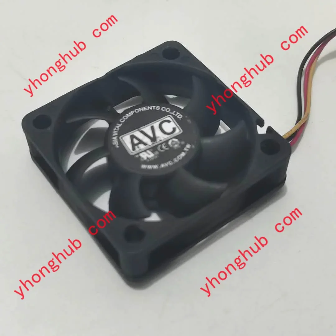 

AVC DAKA0410B2H 002 DC 12V 0.14A 40x40x10mm Server Cooling Fan