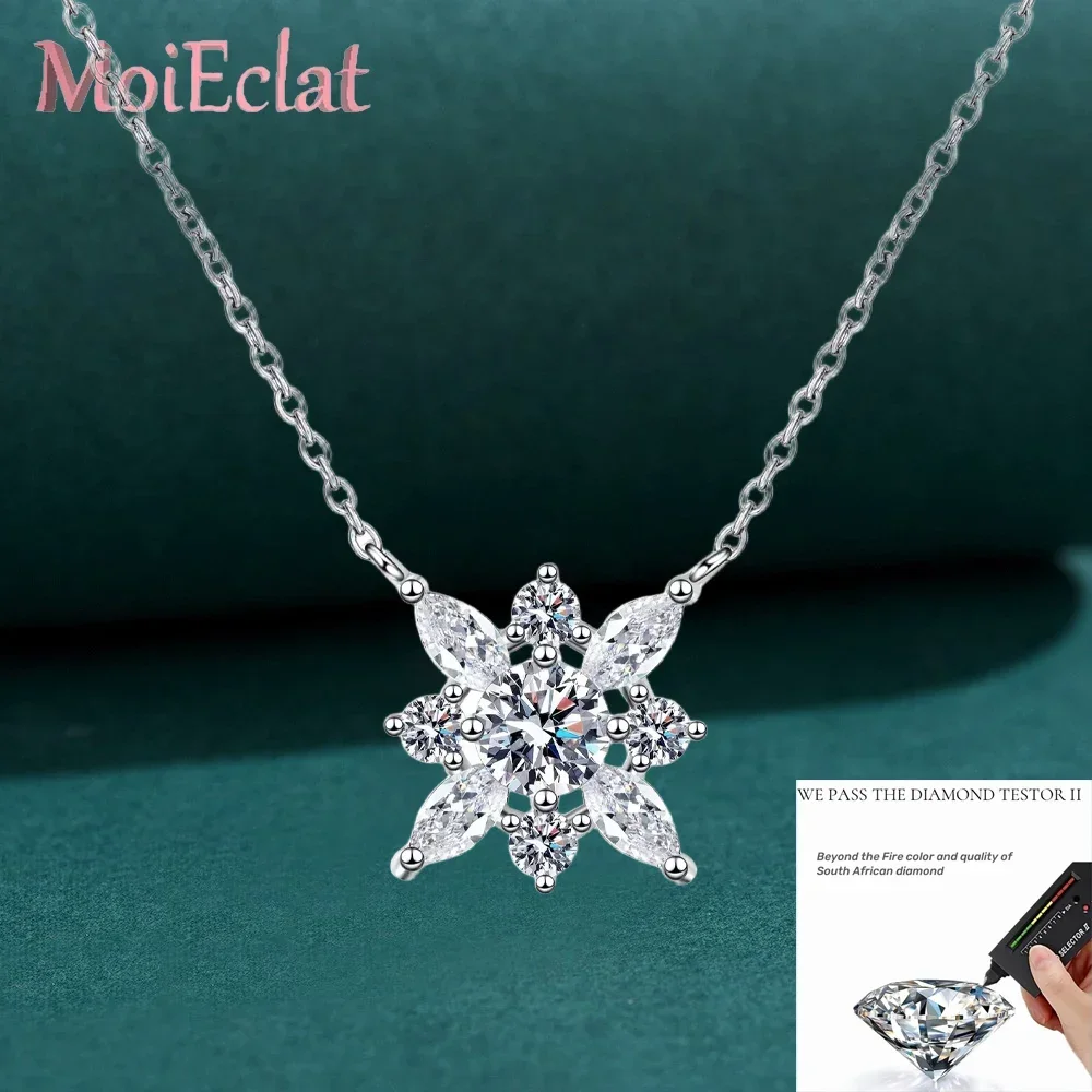 

MoiEclat Store Platinum PT950 0.5ct Moissanite Snowflake Pendant for Women Jewelry Clavicle Chain Trendy Bar Sunburst Pendant