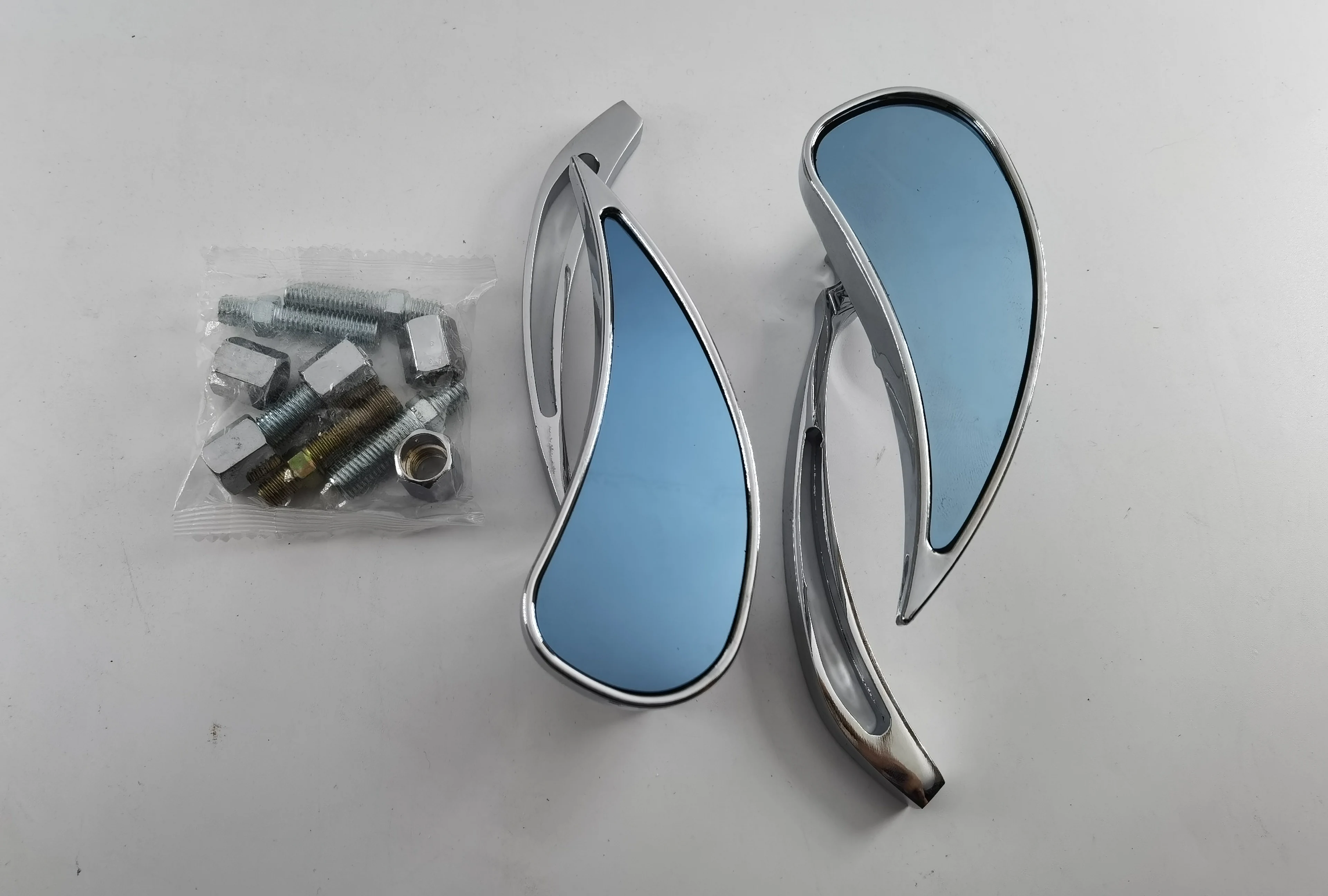 Pair 8 /10 mm For Harley Motorcycle Cruiser Chopper Dyna Electra Glide Chrome Custom Rearview Rear view Mirrors Blue