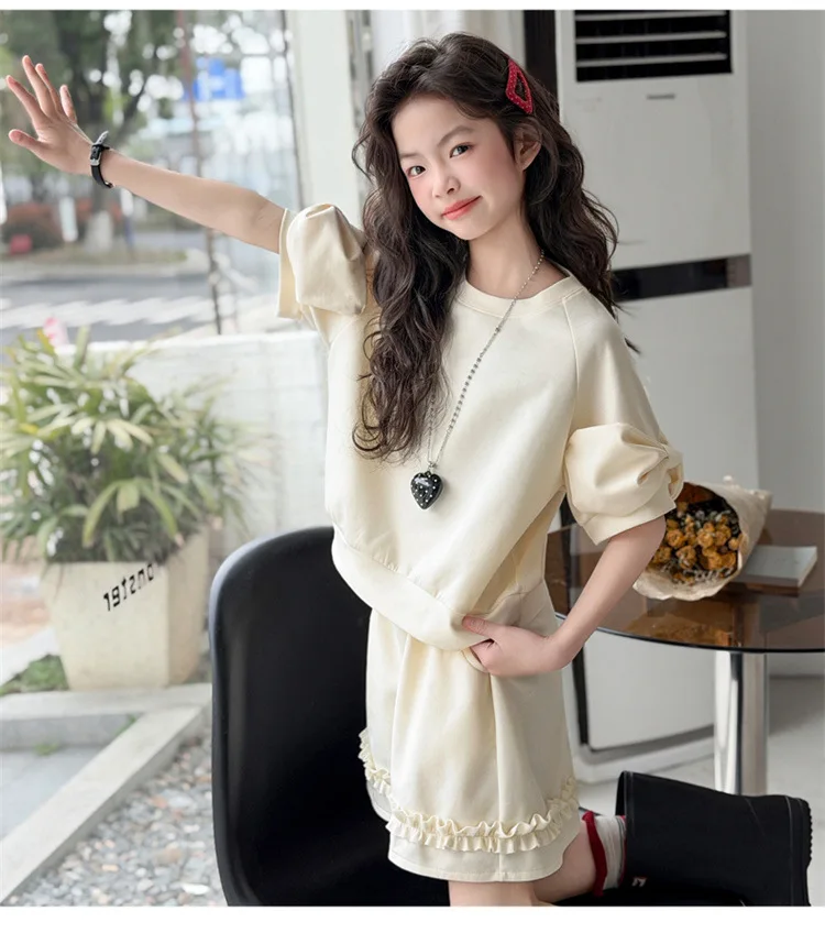 2026 New Teenage Casual Clothing Suits,  Baby Girls Fashion 2 Piece Sets,    T-shirt + Shorts  5 -12 T