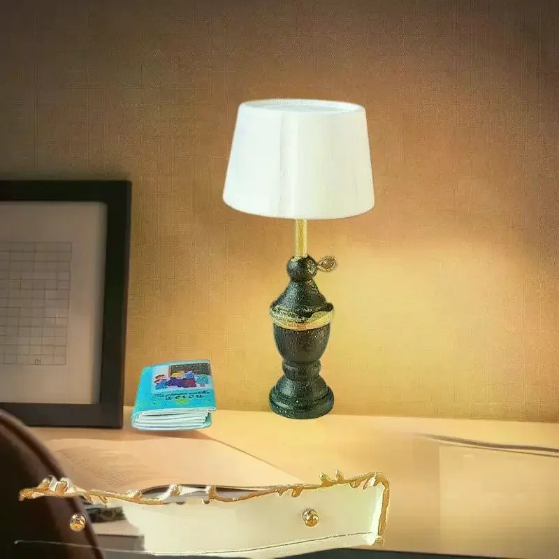 8:ชุดโคมไฟไม้ขนาดเล็ก 12 ชิ้น สำหรับบ้านตุ๊กตา เด็กเล่นบทบาทสมมติ อุปกรณ์ประกอบฉากถ่ายภาพ ของตกแต่งขนาดเล็ก