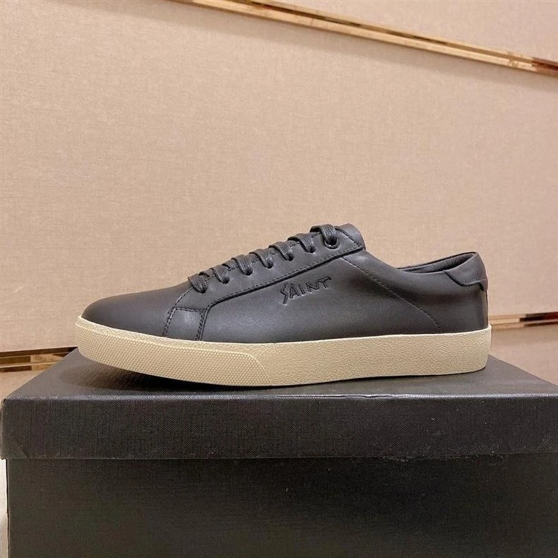 

2026 Distressed Canvas Sneakers Vintage Print Low Top Skate Shoes for Men Women