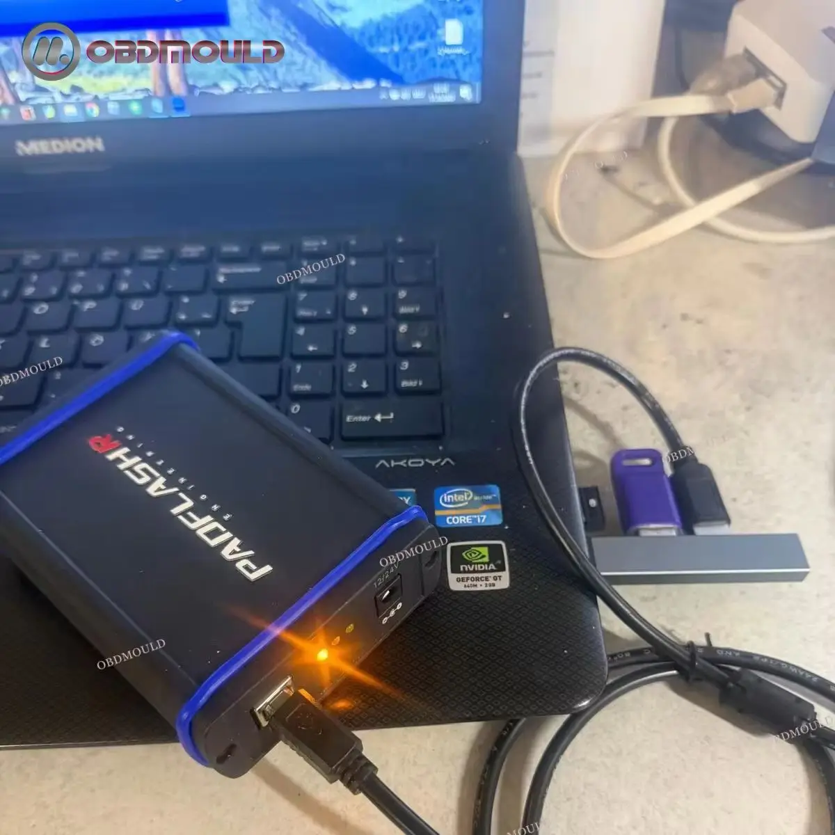 

PADFLASH Поддержка ECM и TCM для чтения и записи OBD Bench Boot Поддержка чехлов VR-файлов Программирование виртуального чтения Инструмент для реального чтения