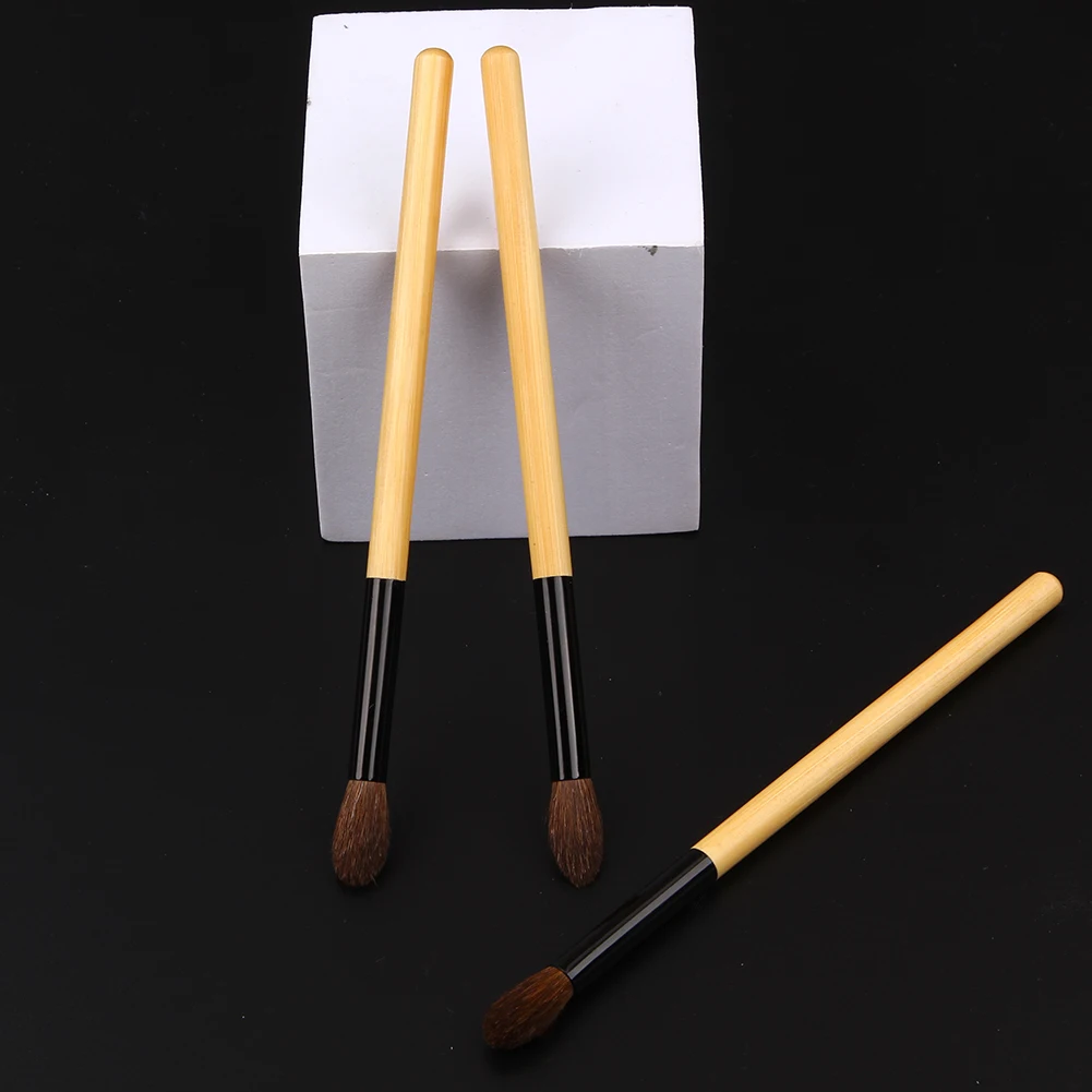 Flawlessly Applies Eyeshadow Beauty Make Up Hair Crease Blending Brush for Women