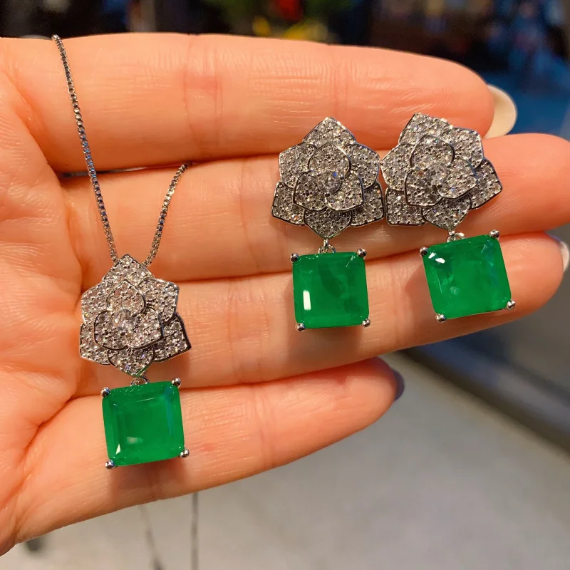 European and American style emerald ring, necklace, and earring jewelry set, floral design, creative style, fully encrusted with