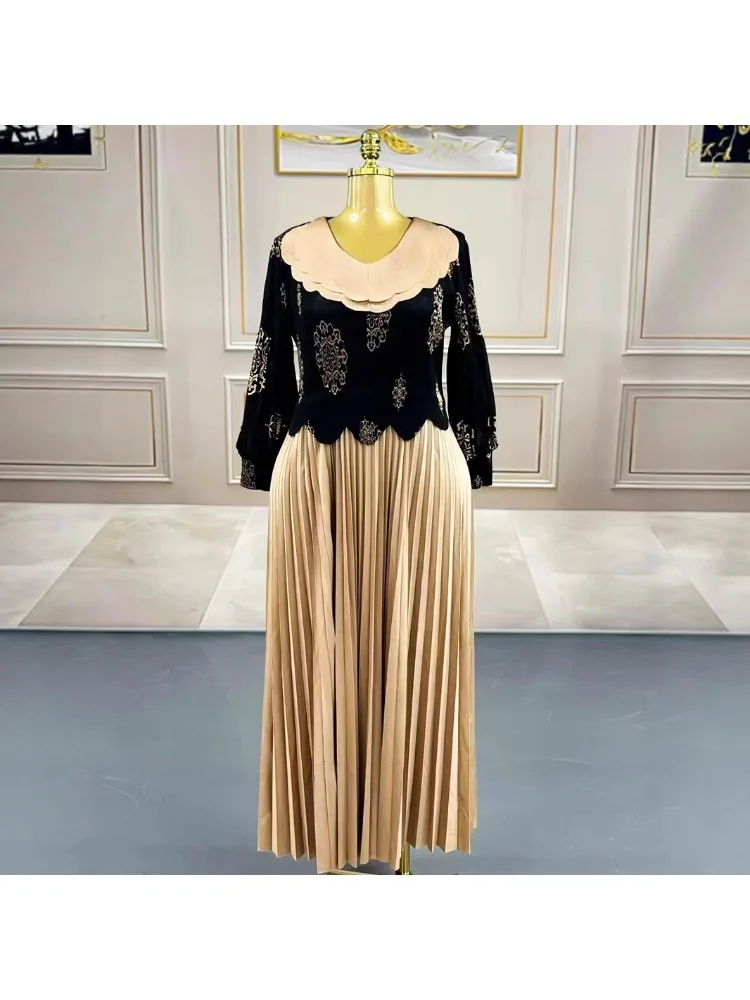 

Women's Long Sleeved Dress Pleated Round Neck Elegant Formal Dress with High Waist and Large Swing Long Dress Color Blocking