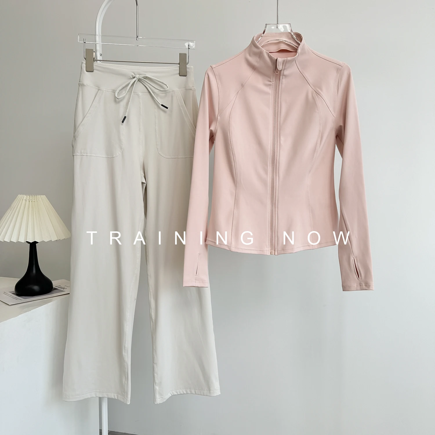 

Высококачественный спортивный костюм для женщин на осень и зиму, куртка для йоги и фитнеса с воротником-стойкой, с длинными рукавами, профессиональный бег