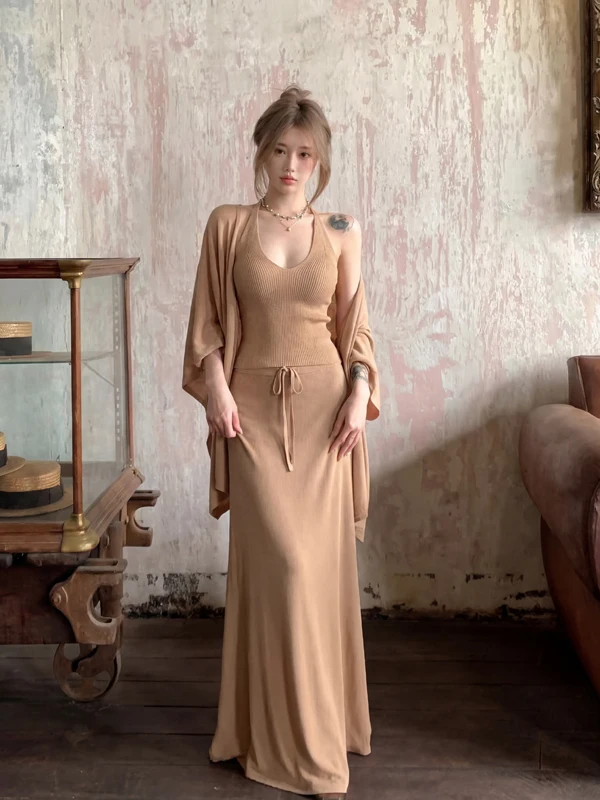 

Ladies' Knitted Vest Top High Waist Skirt Three-Piece Set Spring Summer V-Neck Open Cardigan Long Sleeve Loose Fit Fashi...