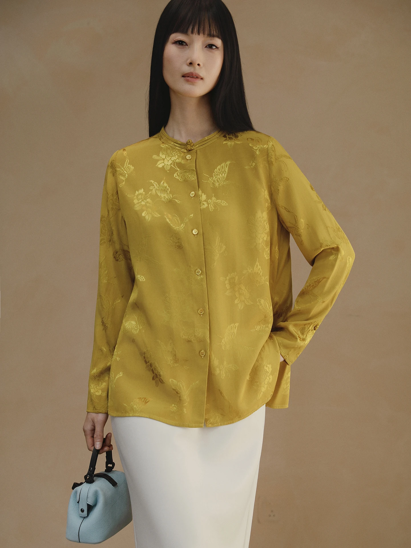 

Женская модная универсальная внутренняя одежда Ele Chinese Sle, топ для многослойного ношения, премиум-класса, прямого кроя, из атласа, с длинными рукавами.