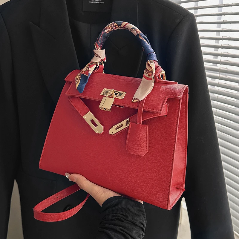 

Trendy European American - French Niche Crossbody New Style High-End Exquisite Versatile Sweet Retro Casual Women's Bag