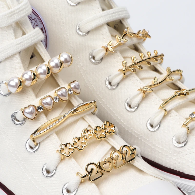 Shoelaces Decoration Clips Buckle Pearl Shoes Charm Accessories Shiny Rhinestones Women Girl Decorative Sneakers DIY 1Pc Fashion