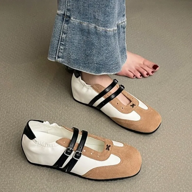 

Women's Mary Jane Shoes Retro Moral Training Shoes for Woman Exquisite Hollowed Out Casual Sneakers Designer Shoes Zapatos Mujer