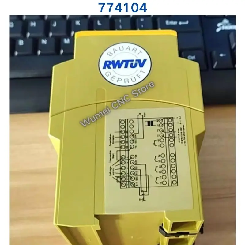brand new for PILZ relay PNOZ EX   774104