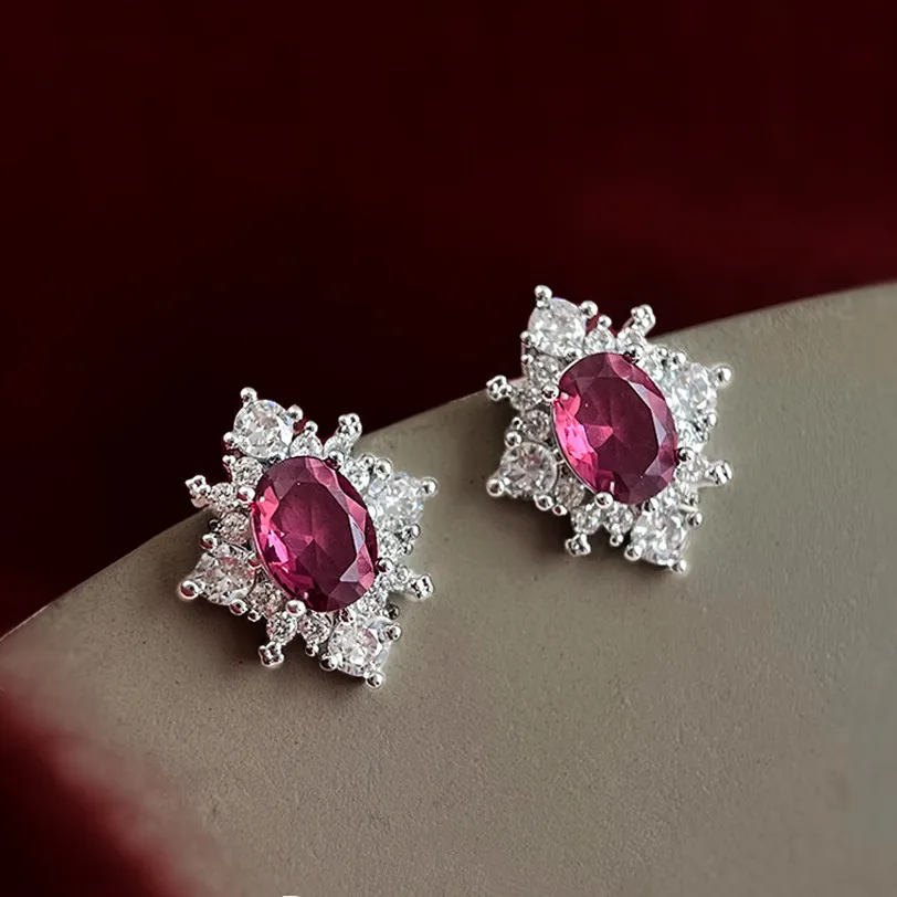 

New Shiny Pink Zircon Stud Earrings Women Fashion Full Rhinestone Geometric Girl Wedding Bridal Ear Jewelry