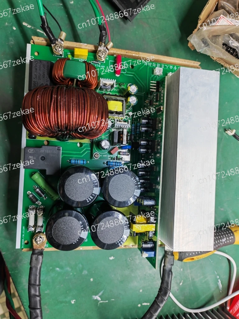 7kW with Its Own Developed Drive Board High Voltage 320-750v Input Pure Sine Wave Inverter Power