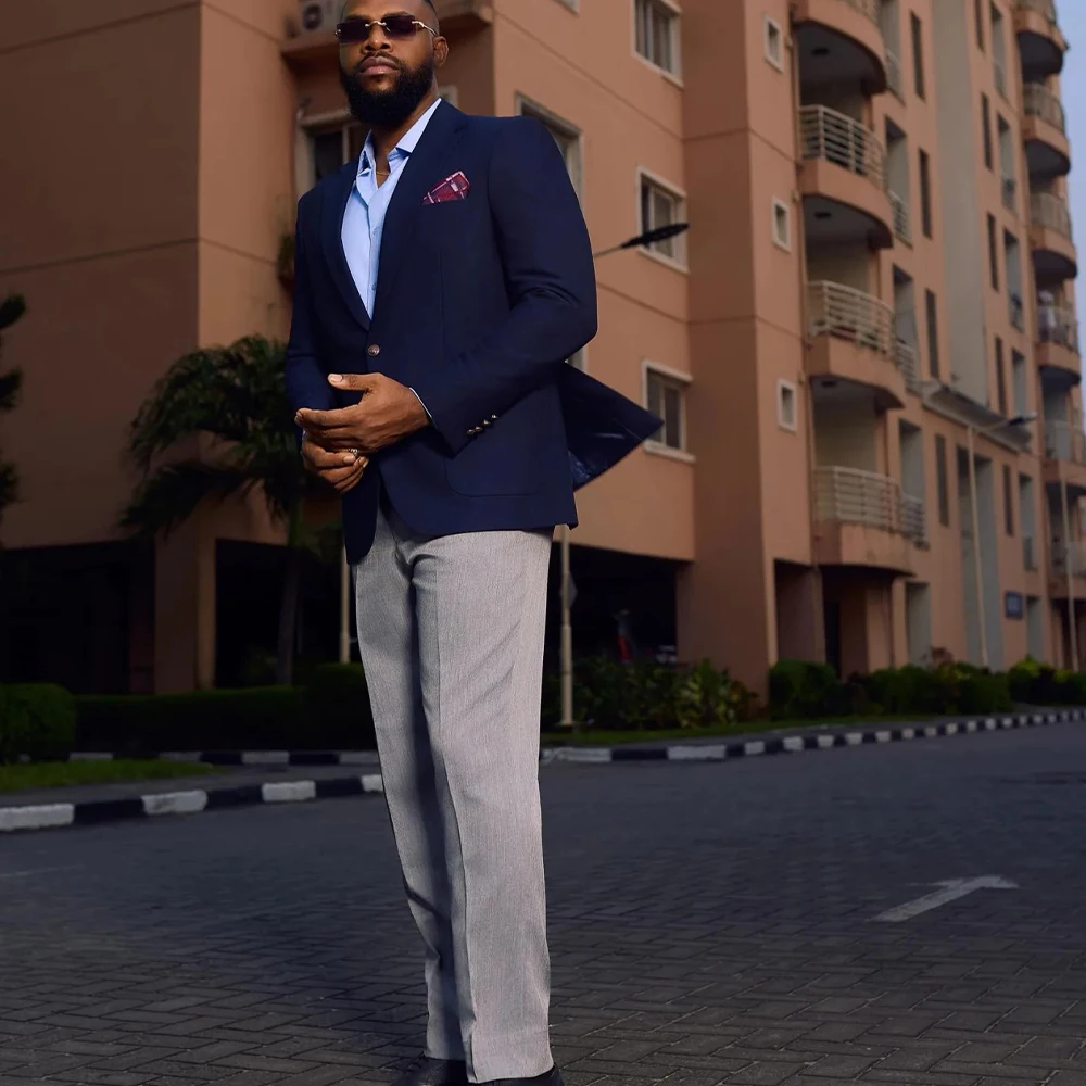 بدلة رجالية مخصصة مكونة من قطعتين مع طية صدر مدببة بزر واحد سترة رجالية لحفلات الزفاف وحفلات الضيوف وحفلات السهرة بقصة ضيقة