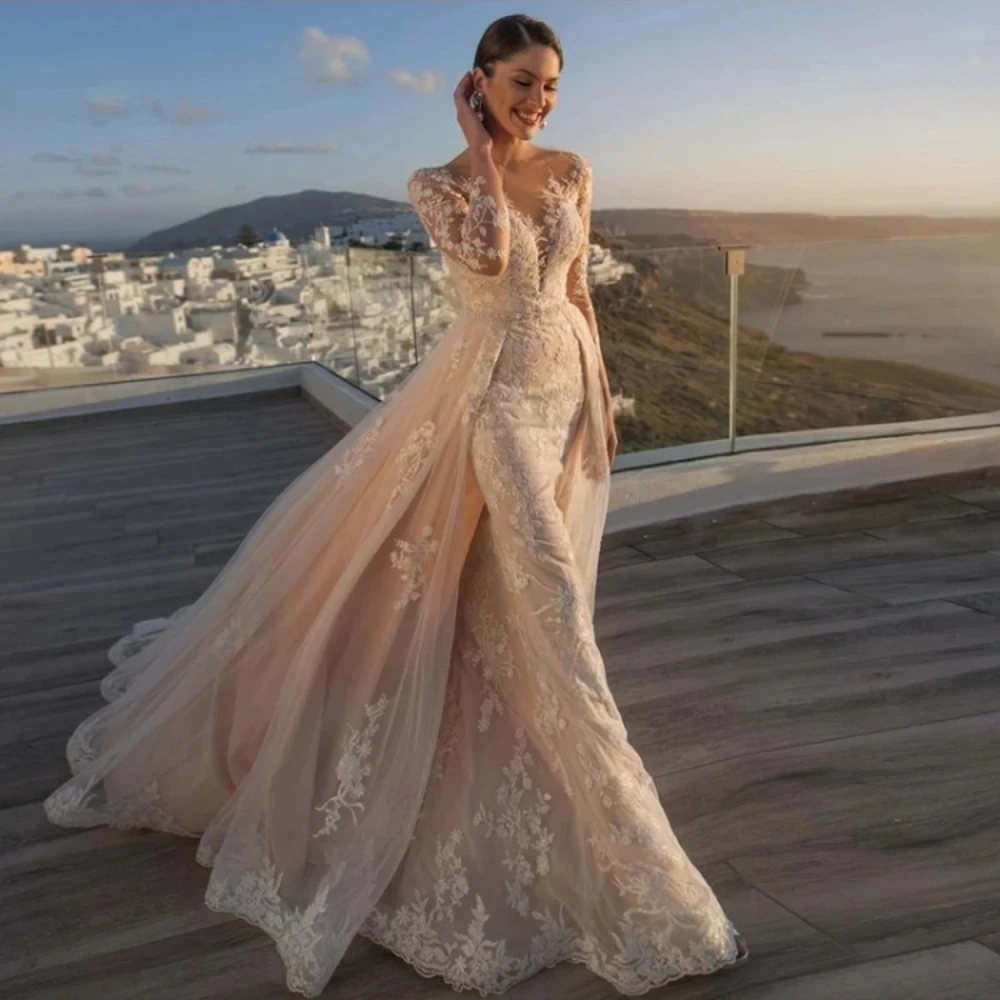 Splendido abito da sposa a sirena a maniche lunghe con applicazioni di pizzo per la sposa 2023 decorazione con bottoni Illusion Back Vestido De Novia