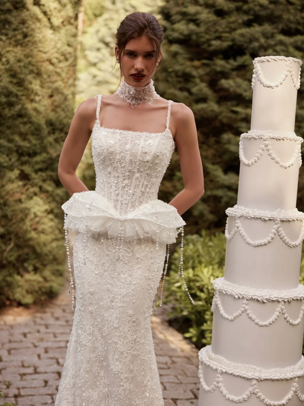 New Arrival Opulent Beaded Wedding Dress Delicate Lace Square Neck Bridal Gown Customized Ivory Mermaid Long Dresses For Bride