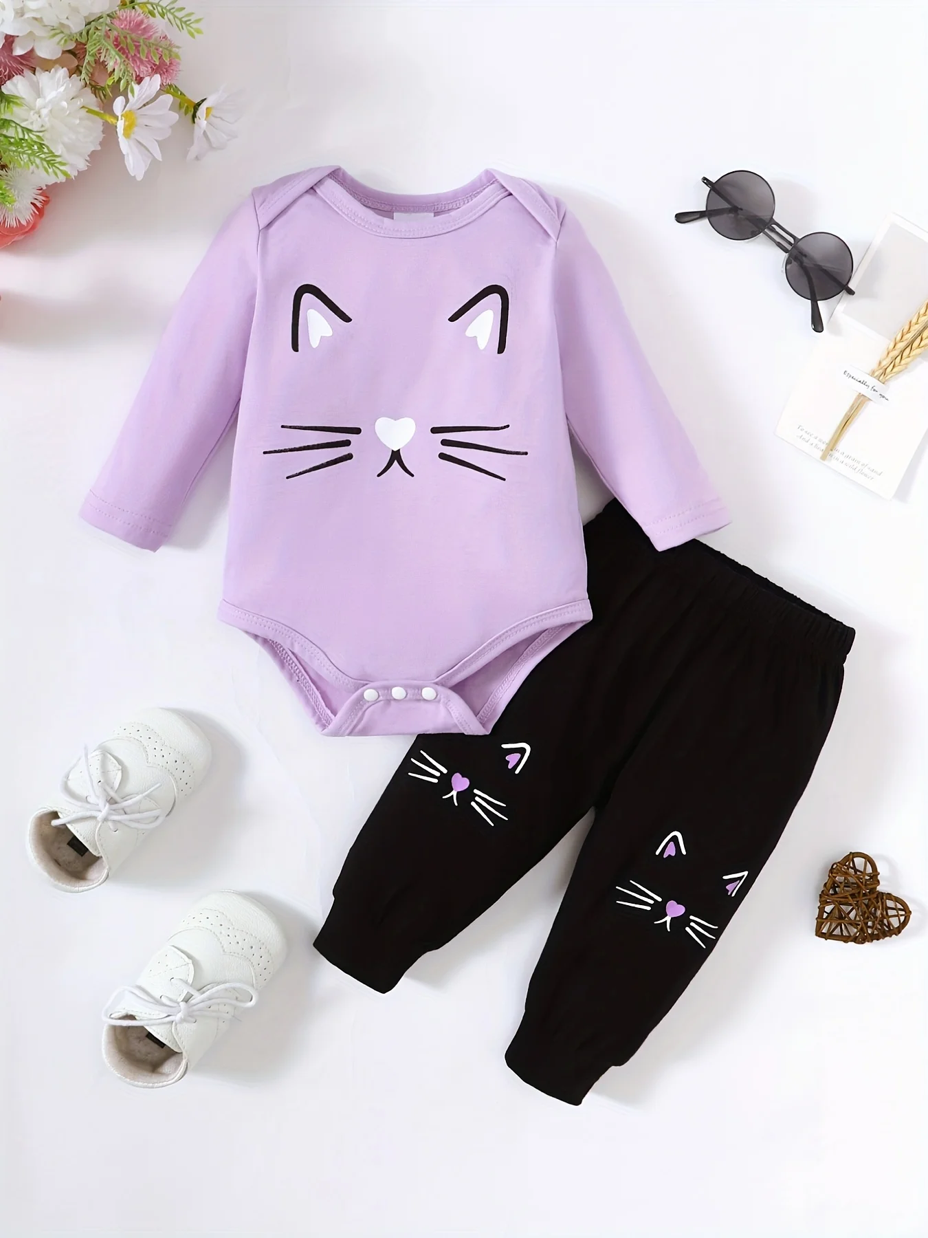 Adorable and trendy purple kitten print long-sleeve romper with zipper and long pants, 2-piece set for infants and toddlers