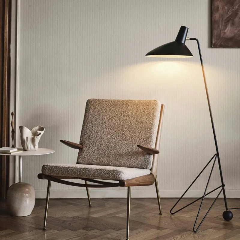 Danish Decorative Metal Floor Lamps Art Designer Soft Decoration Living Room Restaurant Bedroom Study Tripod LED Standing Lights