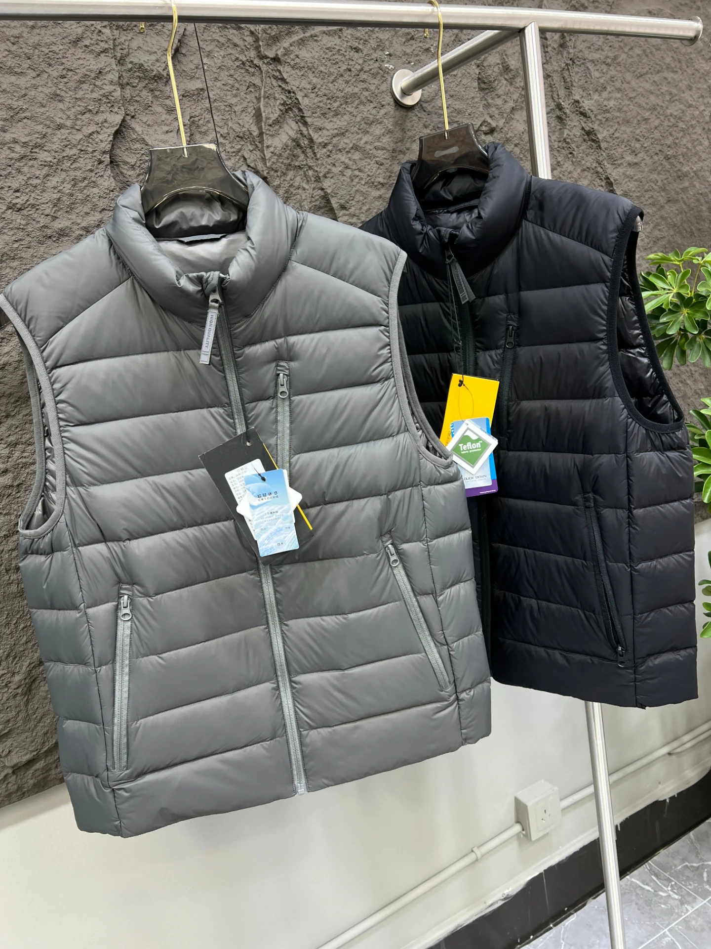 

Высококачественный легкий пуховый жилет с воротником-стойкой для мужчин: модный, теплый, для многослойного ношения, городской стиль, однотонный