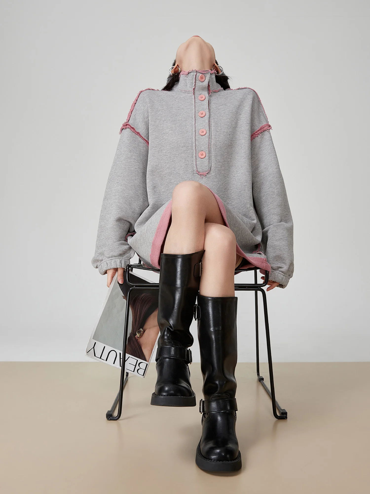 Różowa Luźna Bluza z Kapturem Damska Wiosna 2025 Nowy Design Stójka Postrzępione Wykończenie Wygodna Codzienna Góra