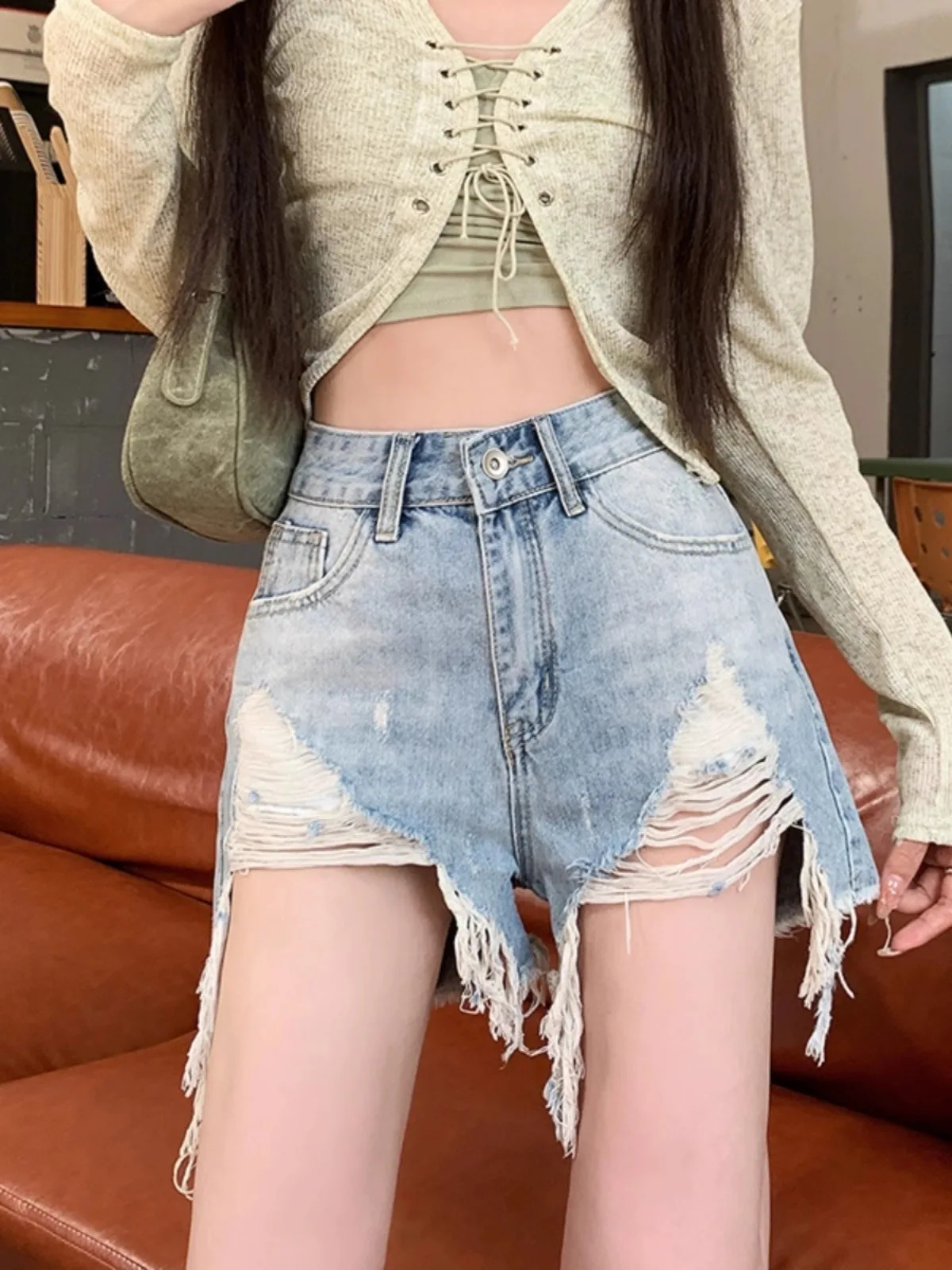 

High Waist Frayed Distressed Denim Shorts Women's Summer New Slimming Small Size Hot Girl A-line Ultra-short Hot Pants