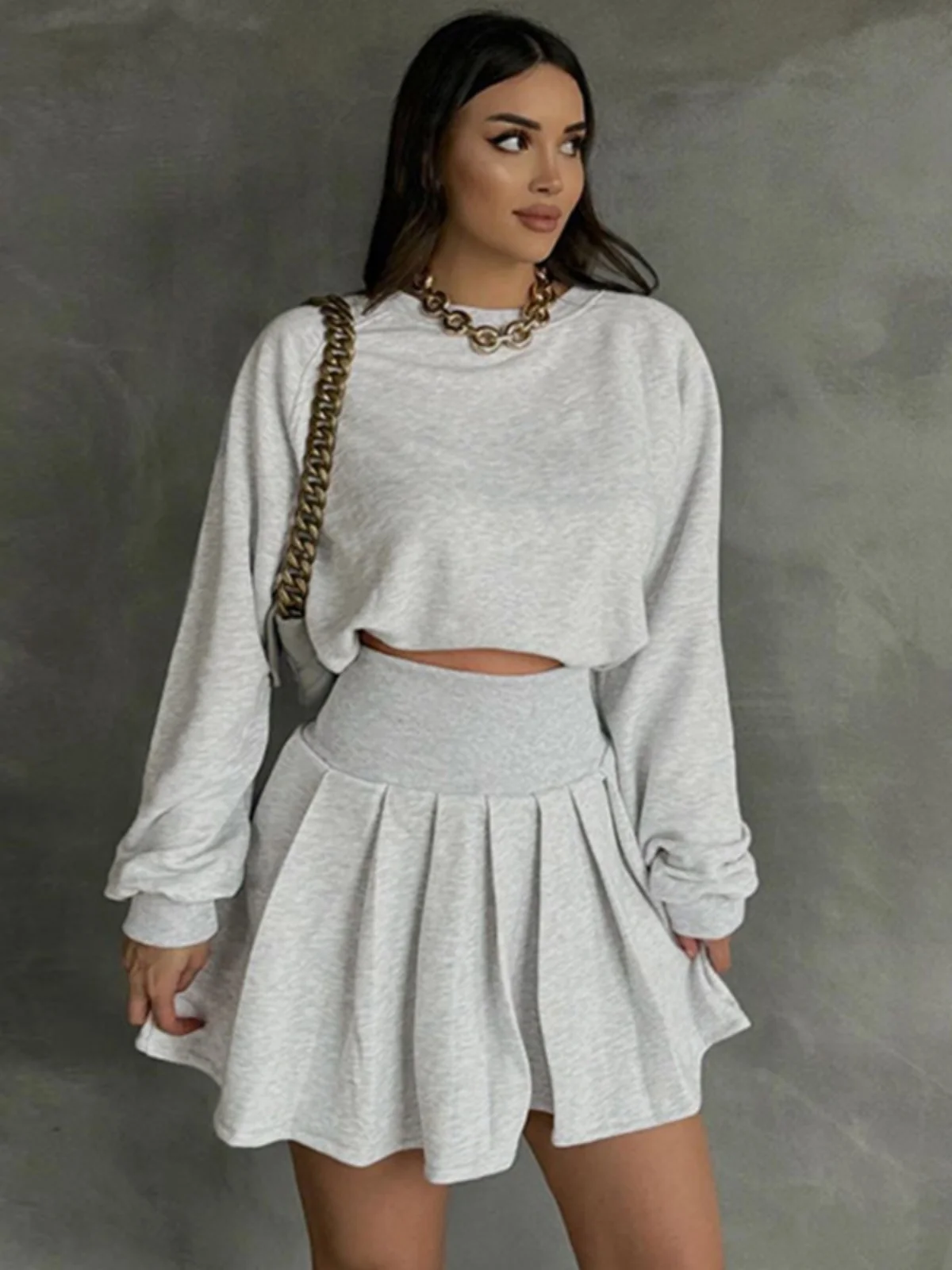 

Casual Two-Piece Suit for Women Long Sve Sweatirt Pleated Skirt Set Comfortable Ele Sle Mid-Length A-Line Dr