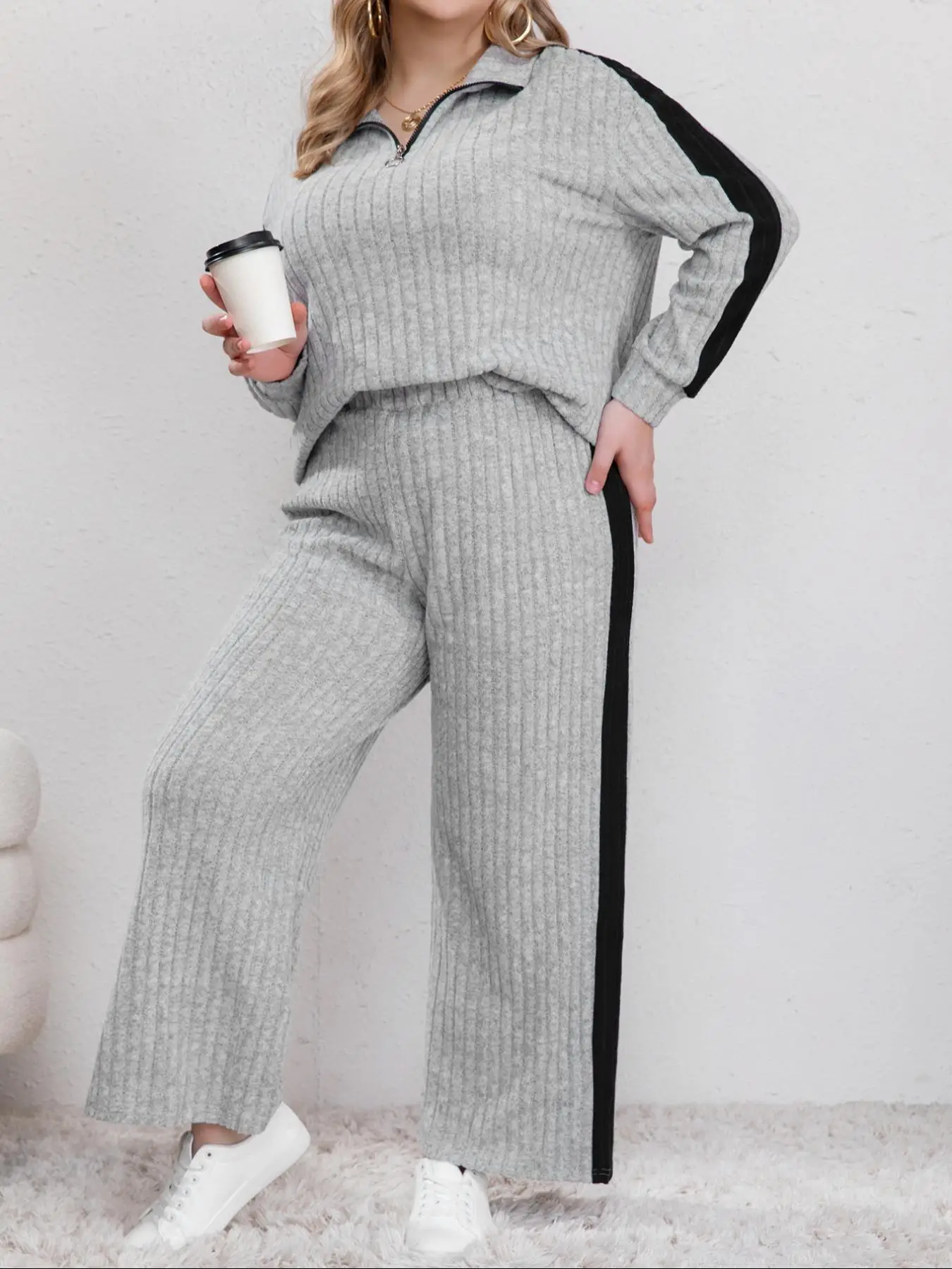 

[Plus Size] Women's Casual Long-Sleeve Zipper Top with Contrast-Color Trim & Wide-Leg Pants, Fall/Winter Women's Two-Piece Set