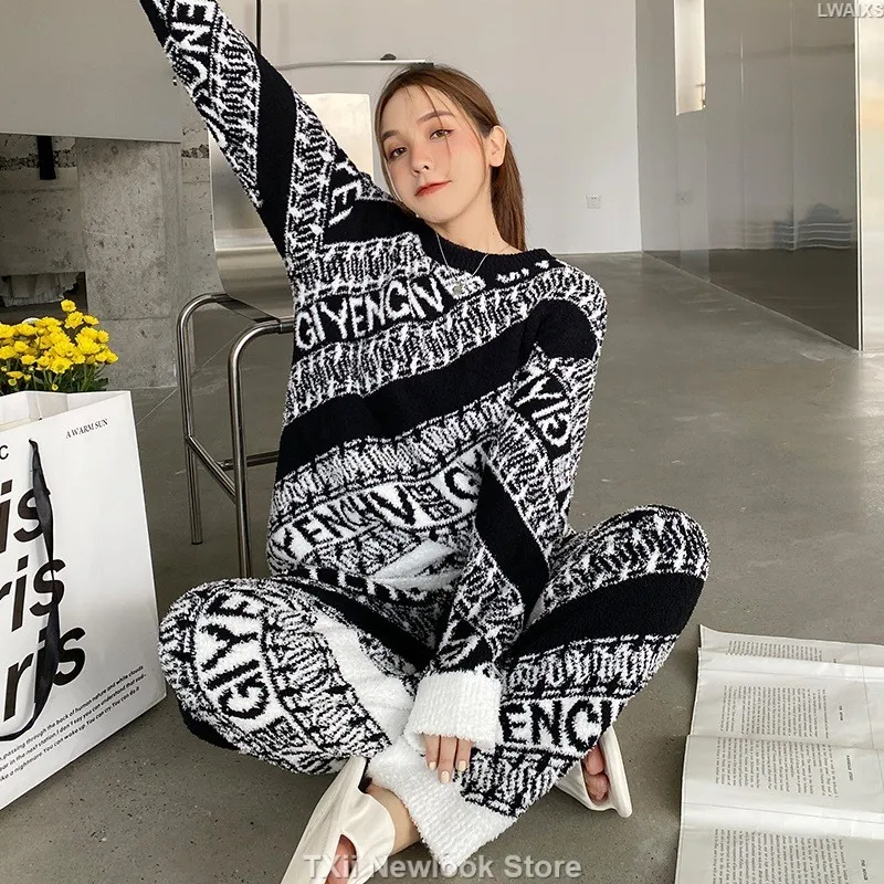 TXii Newlook Soft Pajamas Women\'s Autumn Winter European and American Style Personality Letter Wearing Wool Knitted Home Clothes