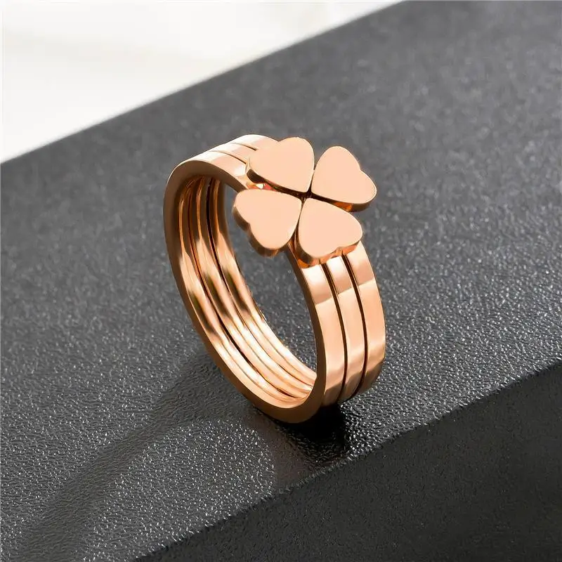 

Four leaf clover three in one design, fashionable and personalized Instagram trendy cool sisters ring