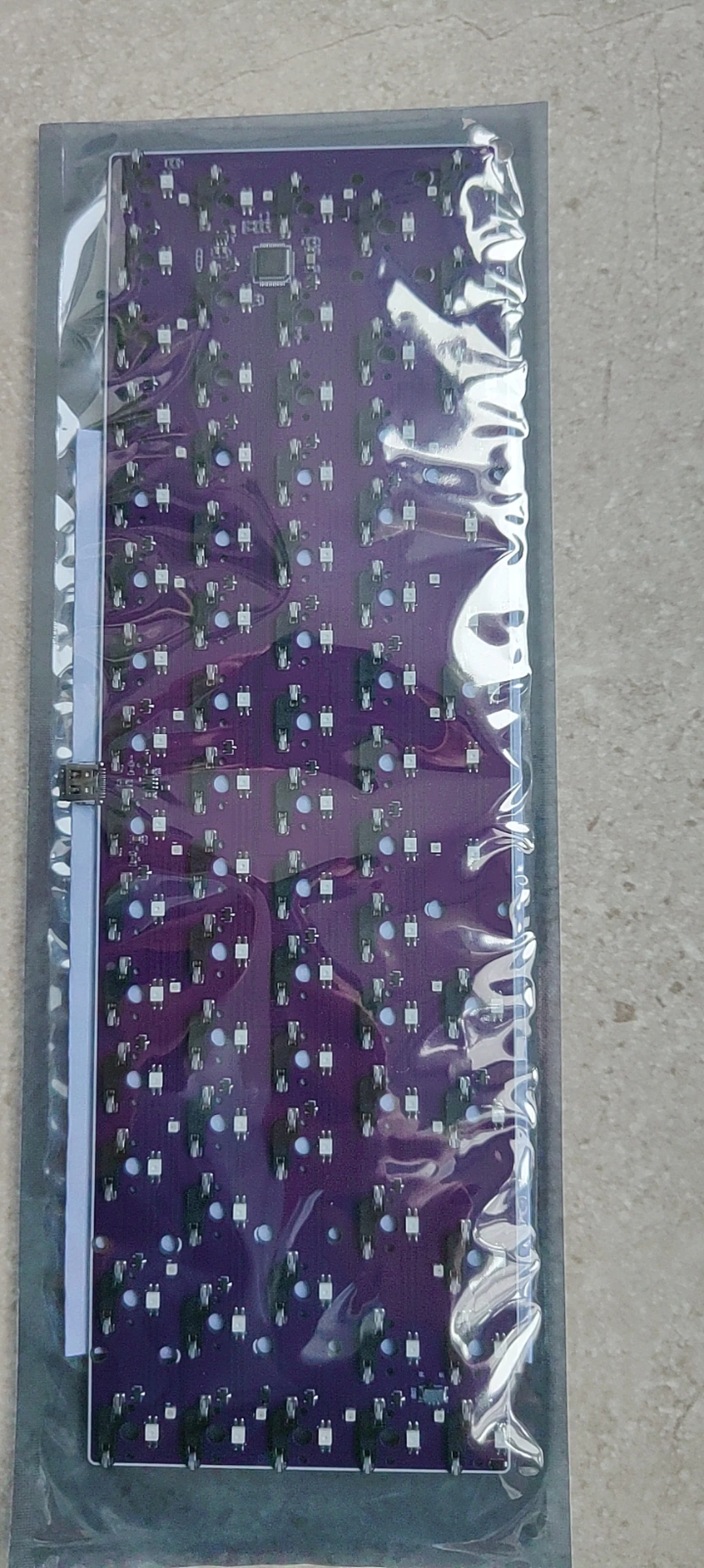 RGB hotswap PCB compatible for QK65 Keyboard VIA Remap Wired ANSI layout 6.25u
