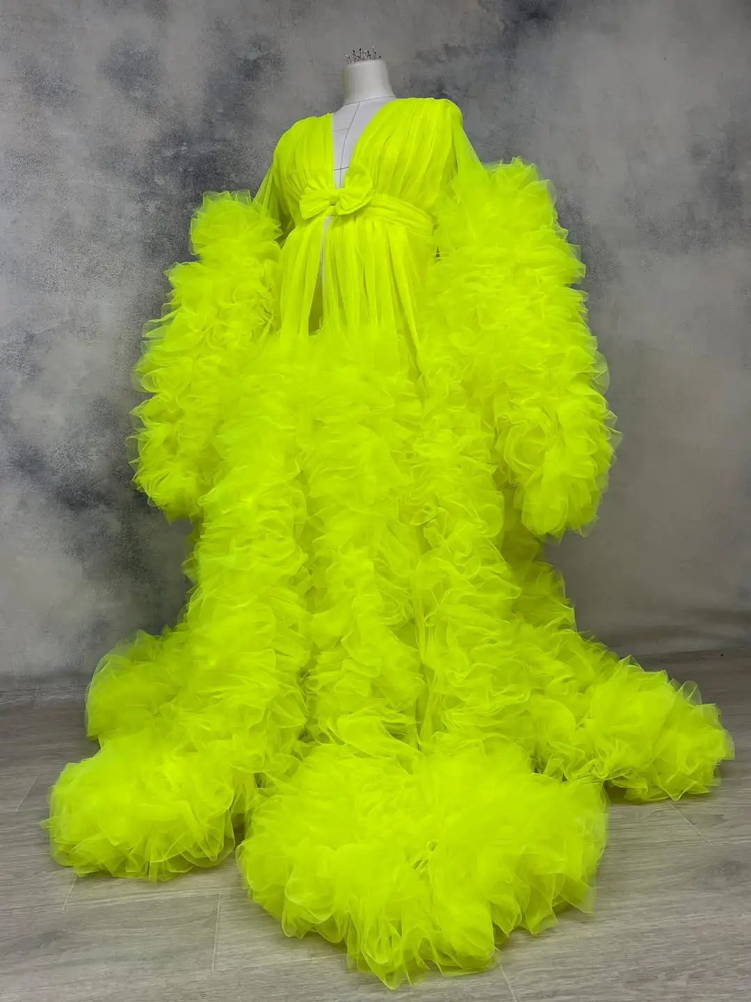 Batas de maternidad largas hinchadas, vestidos de fotografía para mujeres embarazadas con volantes de color verde menta, vestidos de Baby Shower personalizados con tren de barrido