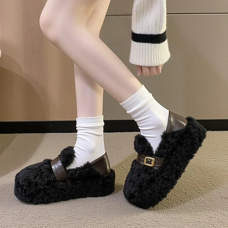 

Cute Plush Slip-On Lazy Shoes for Women, 2025 Winter Warm Fuzzy Shoes with Buckle, Plush Lined Thick Sole Indoor Outdoor