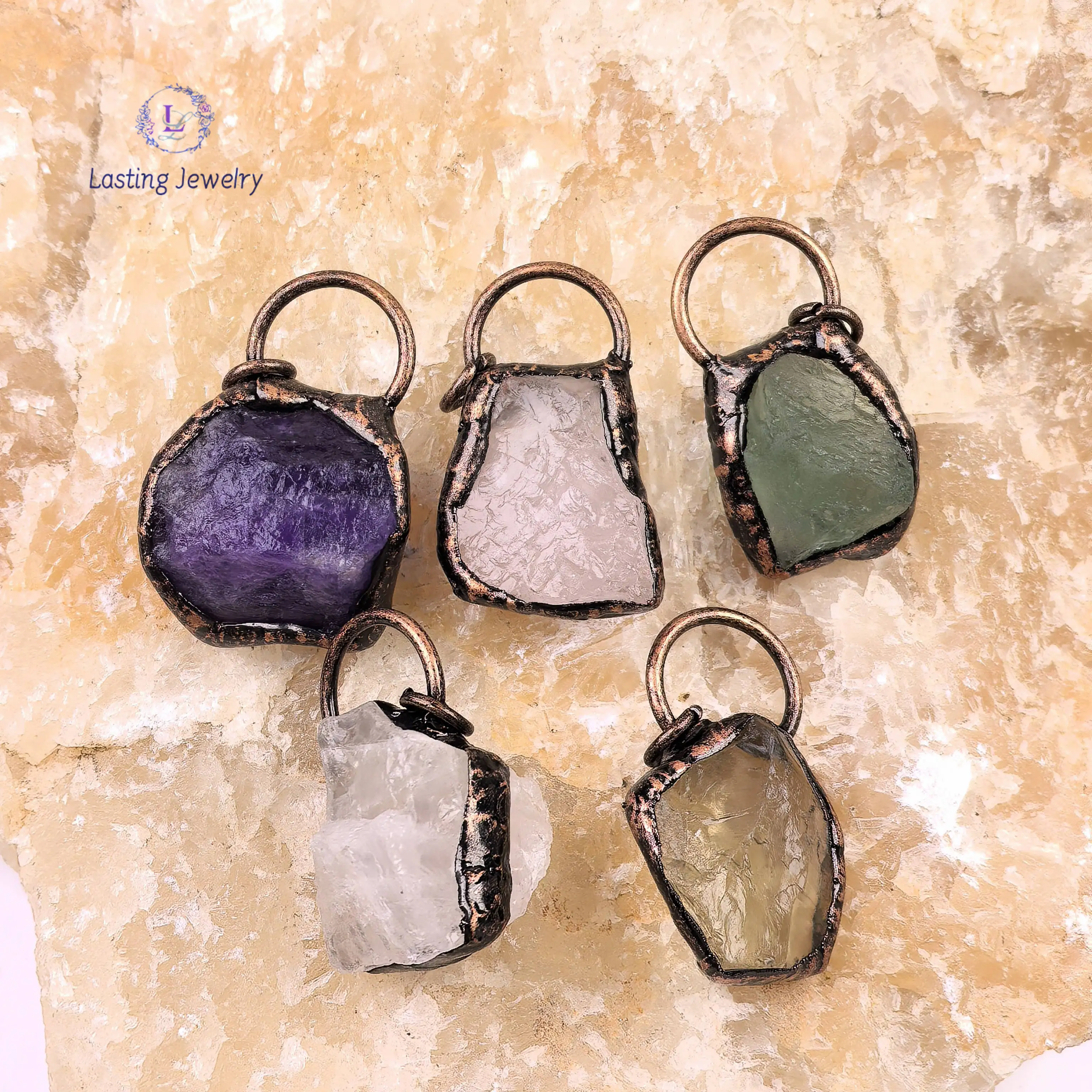 ملحوم البرونزية الخام الكتلة الكوارتز المعلقات ، الريكي كريستال العتيقة النحاس جمشت بلاطة شريحة البندول عقد بطرا عتيق مجوهرات