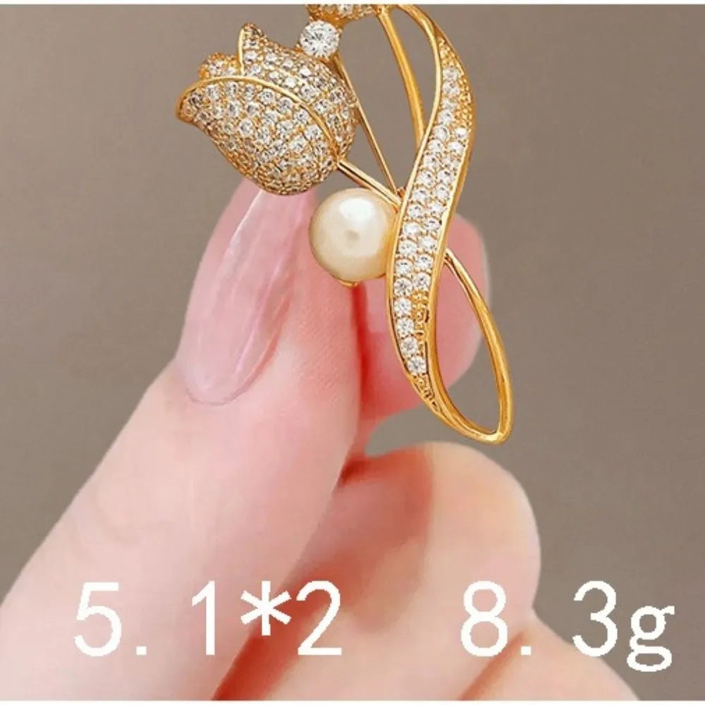 Fashion Tulip Flower Brooch Golden Pearl Jewelry Elegant Design Luxury Clothing Accessories Men Women