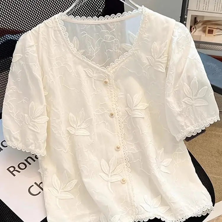 

Elegant Chinese Style Embroidered Short Sleeve Summer French V-Neck Lace Top