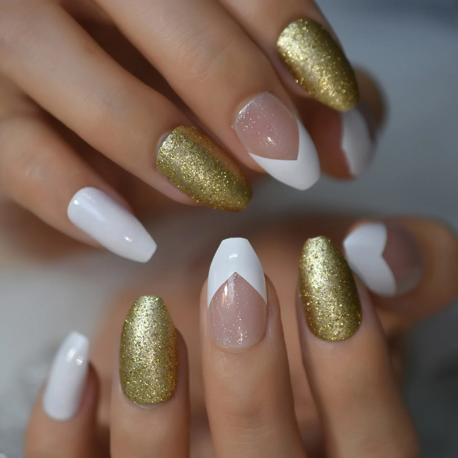 Branco francês bailarina caixão unhas falsas ouro glitter esculpido claro manicure imprensa em unhas falsas dicas diário escritório dedo wear