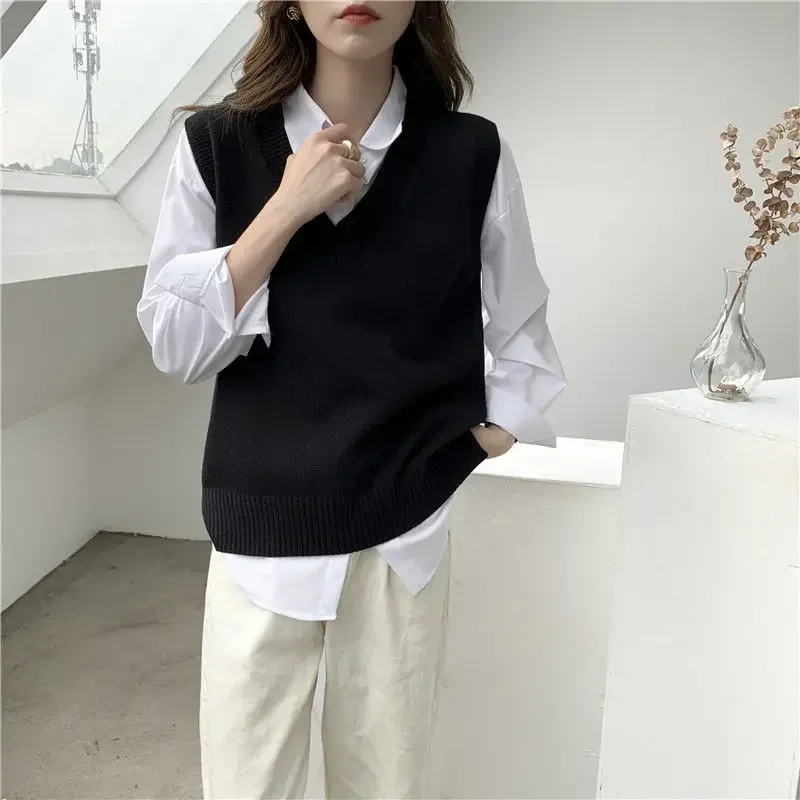 Women Sweater Vest Autumn and Winter Korean Loose Black V-neck Knitted Vest Sleeveless Sweater Women