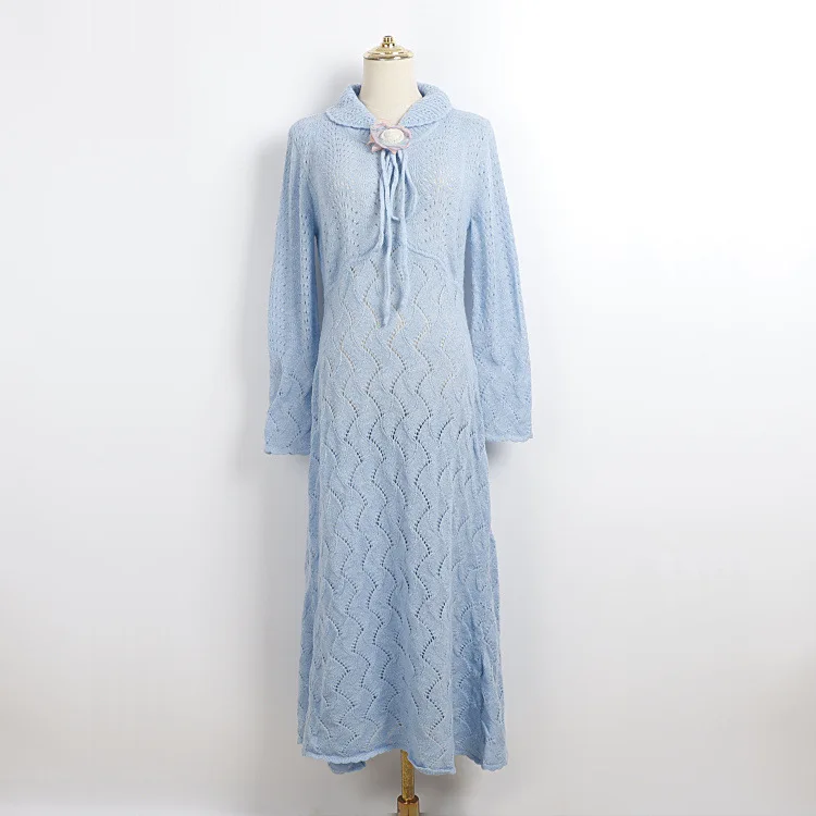 Roze gebreide maxi-jurk voor dames, hals met bloemkraag, lange uitlopende mouwen, lente-herfstjurken, gebreide jurk met opengewerkte golfpatroon