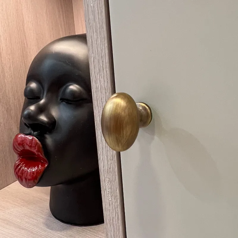 Poignées de meubles en Bronze Antique, poignées d'armoire de cuisine en laiton massif, boutons ronds de tiroir en forme de coquille, poignées de garde-robe