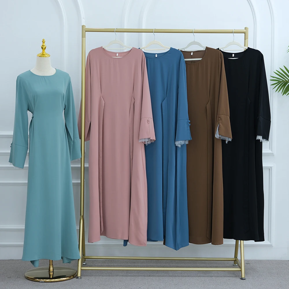 2025 Ramadan Abiti da donna musulmani modesti Elegante abito Abaya arabo con cintura sul retro con maniche in pizzo Abito lungo svasato islamico