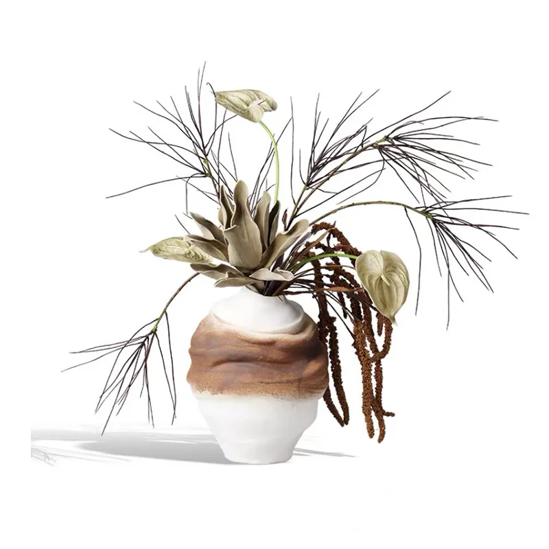 Florero de cerámica casero.