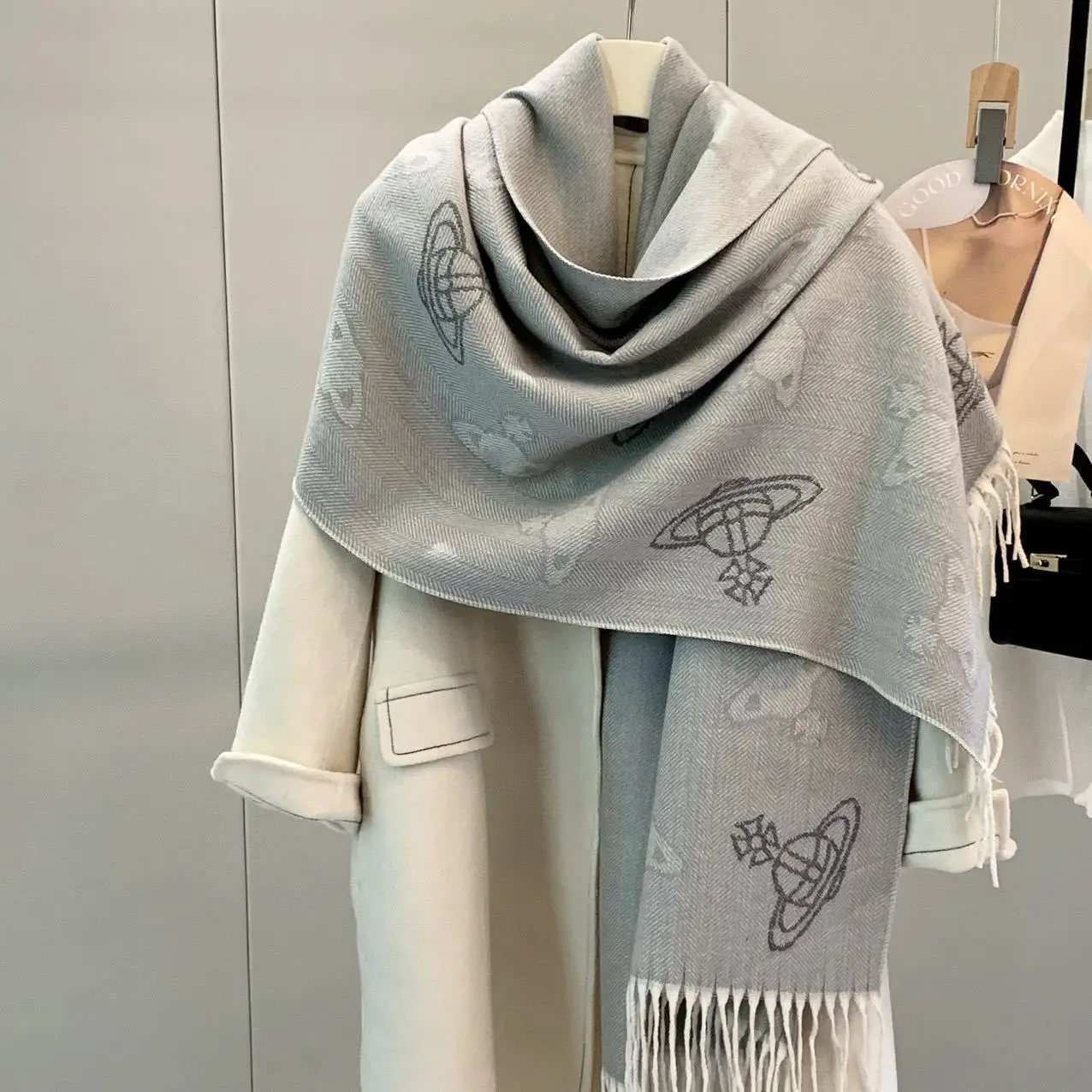 Nuova sciarpa imitazione pianeta bifacciale, sciarpa imitazione cashmere, scialle di fascia alta alla moda da donna, sciarpa spessa invernale