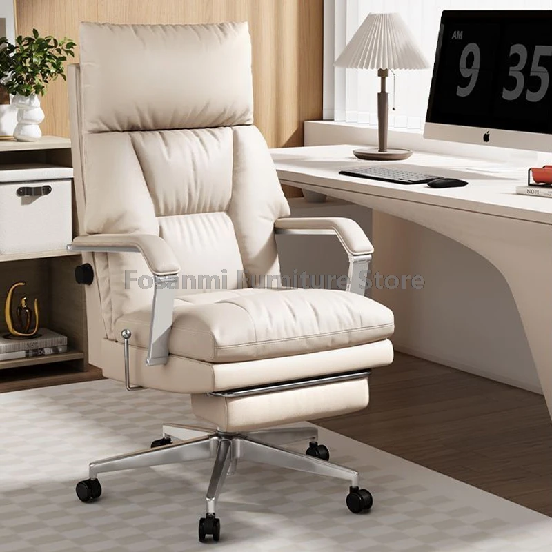 เก้าอี้สํานักงานตามหลักสรีรศาสตร์ปรับมุมพนักพิงและความสูงปรับเก้าอี้คอมพิวเตอร์หนังนุ่มเก้าอี้เล่นเกมพร้อมที่วางเท้า